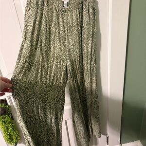 Elegant Green Patterned Wide Leg Pants